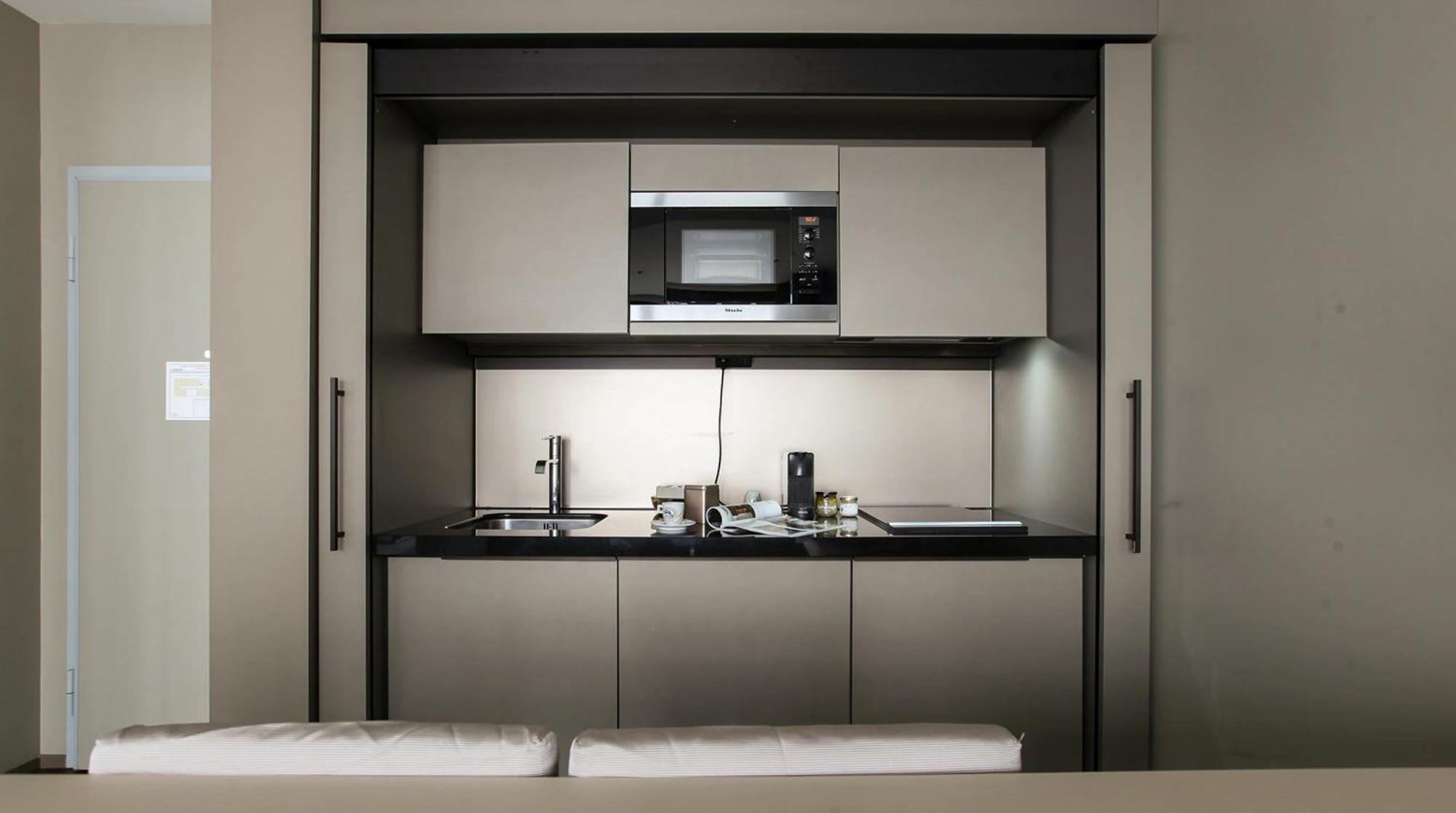 Nj Hotels & Apartments San Pietro All'Orto 6 Milan Luaran gambar