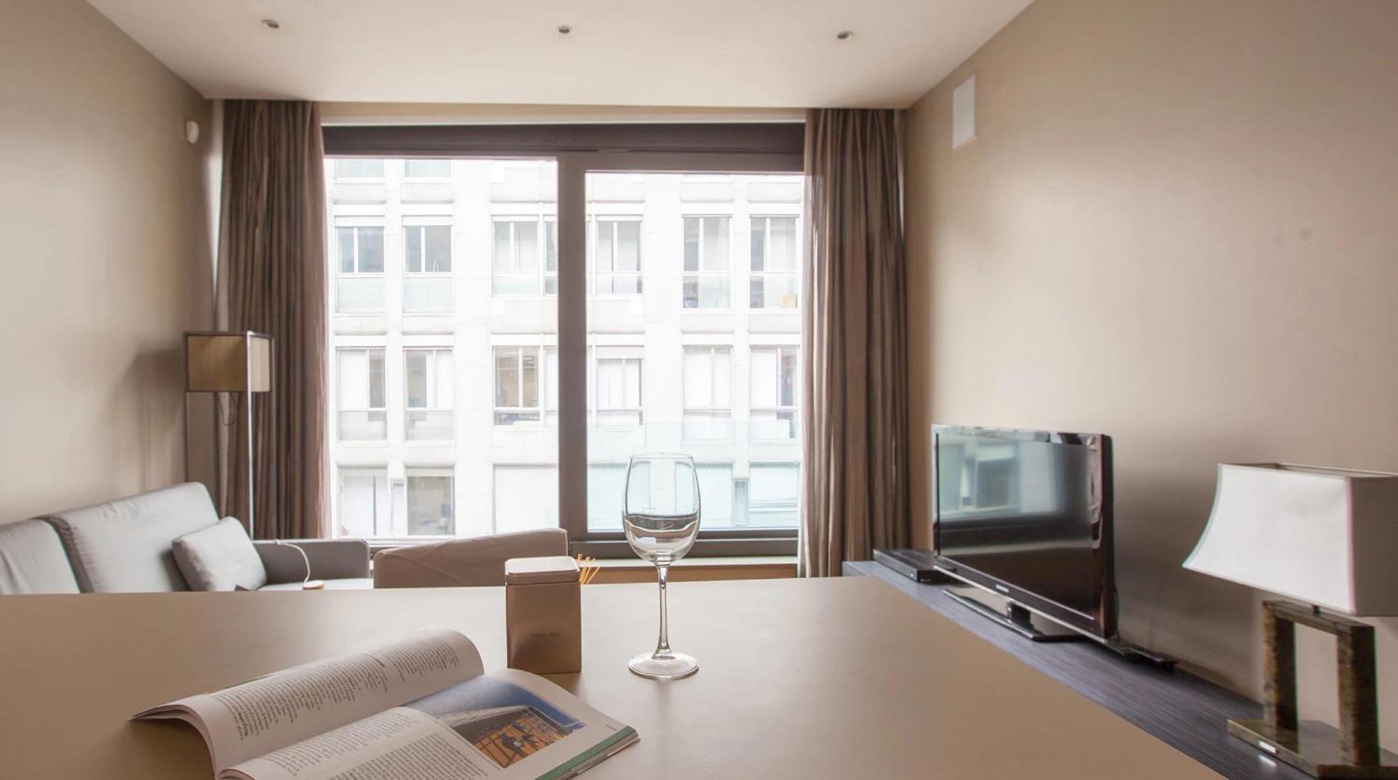 Nj Hotels & Apartments San Pietro All'Orto 6 Milan Luaran gambar