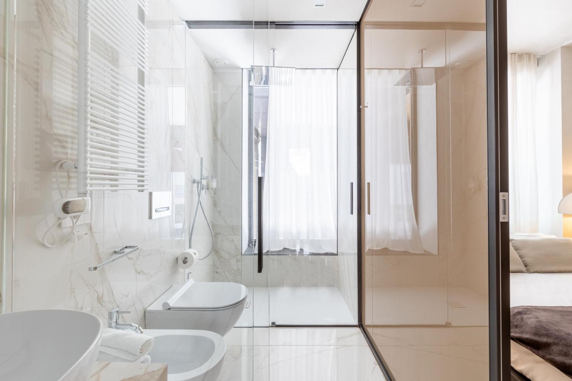 Nj Hotels & Apartments San Pietro All'Orto 6 Milan Luaran gambar