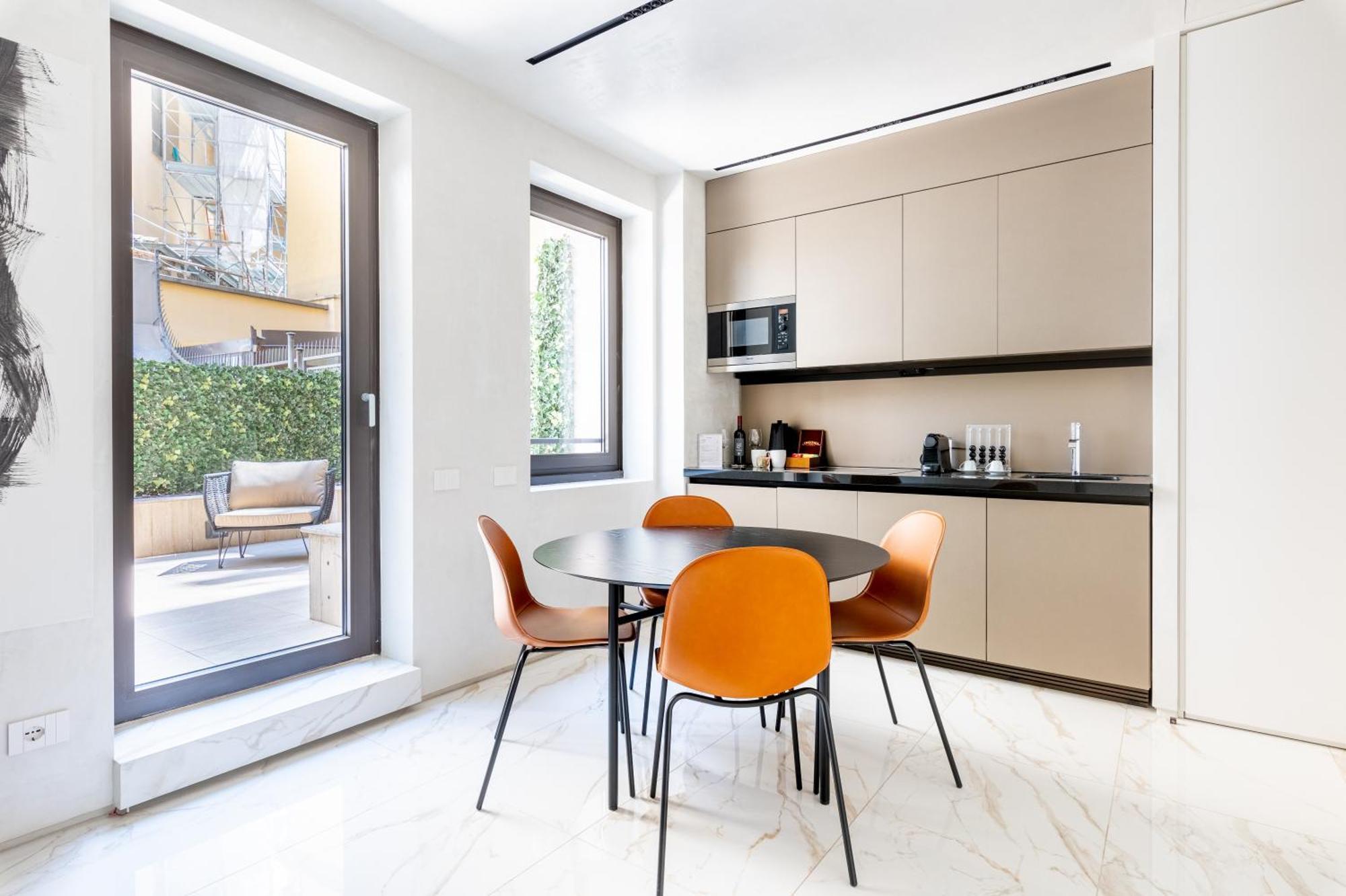 Nj Hotels & Apartments San Pietro All'Orto 6 Milan Luaran gambar