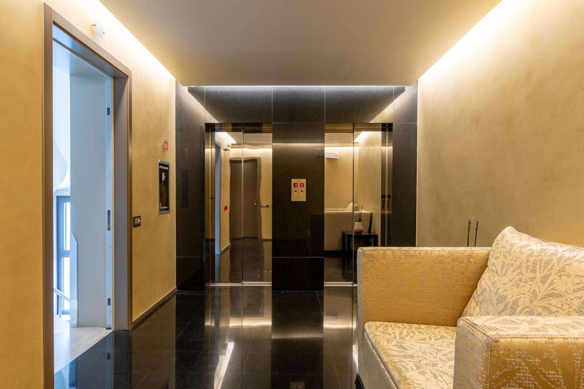 Nj Hotels & Apartments San Pietro All'Orto 6 Milan Luaran gambar