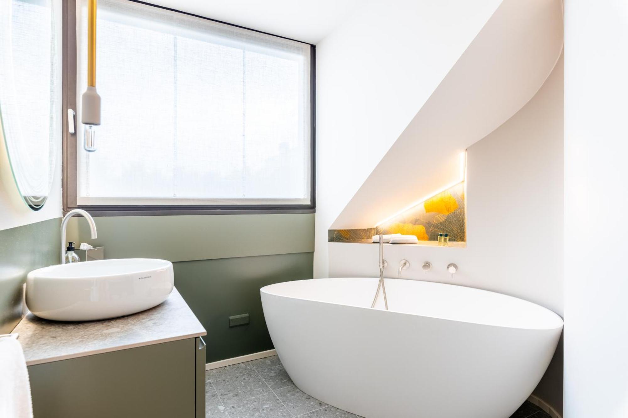Nj Hotels & Apartments San Pietro All'Orto 6 Milan Luaran gambar